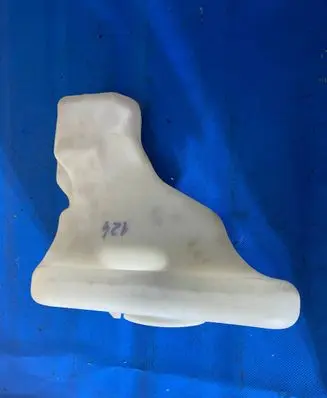 Mercedes-Benz E W124 Lamp washer fluid tank 1248691120