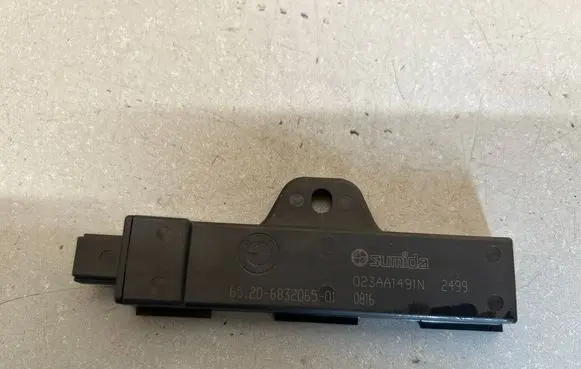 BMW iX3 G08 Interior comfort aerial antenna 6832065