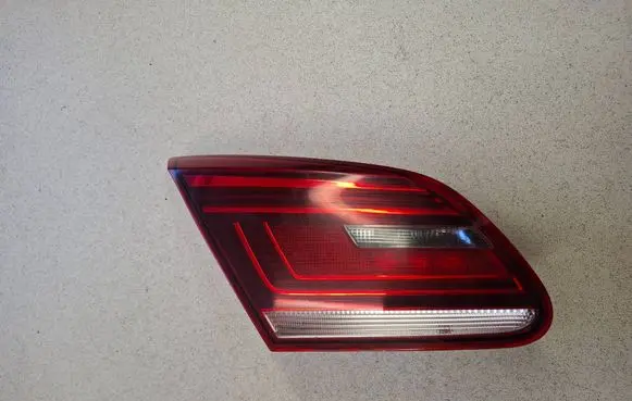 Volkswagen PASSAT CC Tailgate rear/tail lights 3C8945307P 81180101