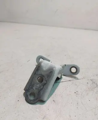 KIA Ceed Front door upper hinge AC46057