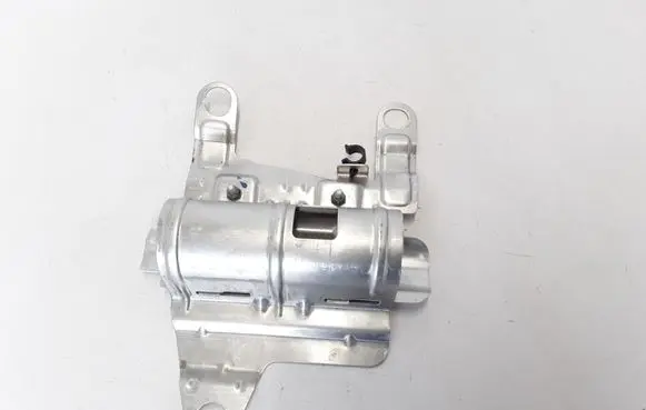 Volvo S90, V90 Fuel filter bracket/mount holder 31452831