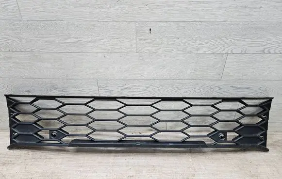 Volkswagen Golf VIII Front bumper lower grill 5H0853677J