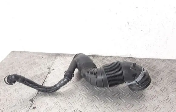 Audi TT TTS Mk2 Air intake duct part 3C0129654