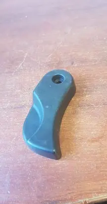 BMW 3 E92 E93 Engine bonnet (hood) release handle 7067086