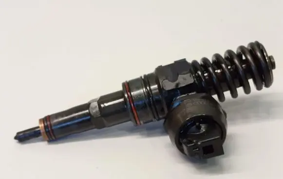 Audi A4 S4 B6 8E 8H Fuel injector 038130073AR