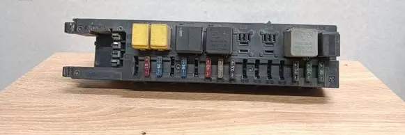 Mercedes-Benz C W203 Fuse module 2095450101 5DK00848610