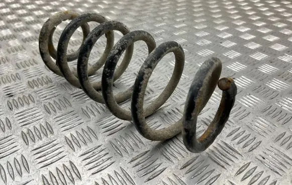 Toyota Prius+ (ZVW40) Rear coil spring 