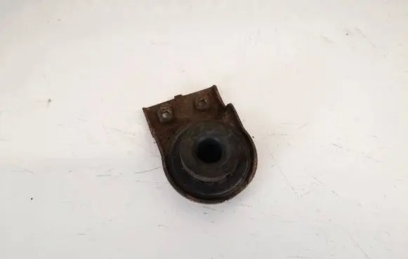 KIA Ceed Radiator mount bracket 