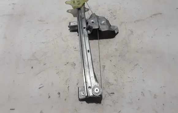 Renault Zoe Front window lifting mechanism without motor 807211245R