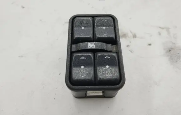 Opel Zafira A Electric window control switch 13363401 290503 90561086