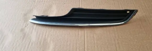 Volkswagen Golf VII Front fog light trim/grill 5G0853665A