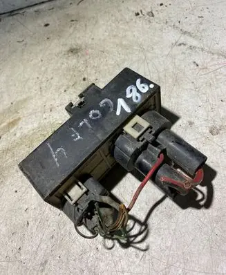 Volkswagen Golf IV Coolant fan relay 1J0919506H 898884000