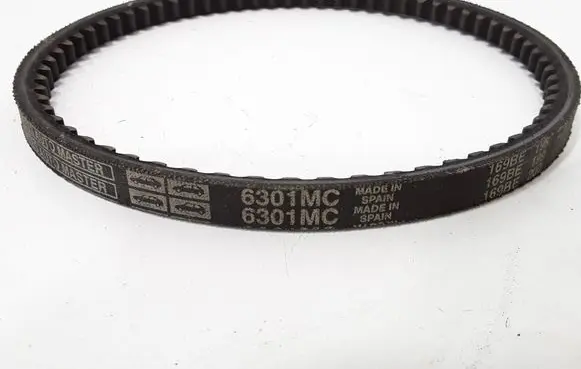 Audi A4 S4 B5 8D Power steering pump belt 