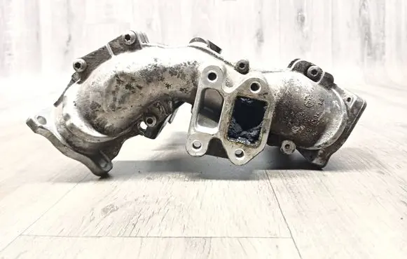 Opel Astra J Intake manifold 700997110 8973858233 0901930236
