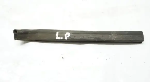 BMW 3 E90 E91 Engine compartment rubber 