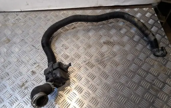 Ford Fusion II Intercooler hose/pipe DS739P437DE