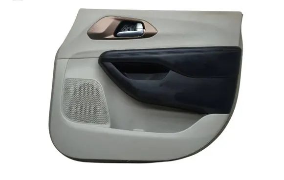 Chrysler Pacifica Front door card panel trim 5RP602D2AG DPRF4215 201709111640