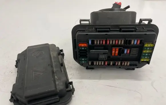 BMW 1 F20 F21 Fuse box set