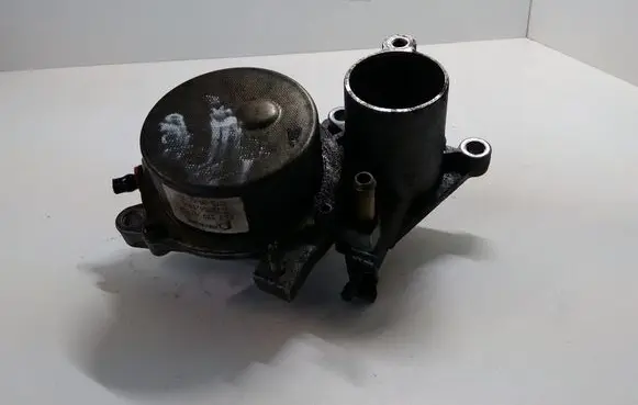 Ford Mondeo Mk III Vacuum pump XS7Q2A451BH 72245410C
