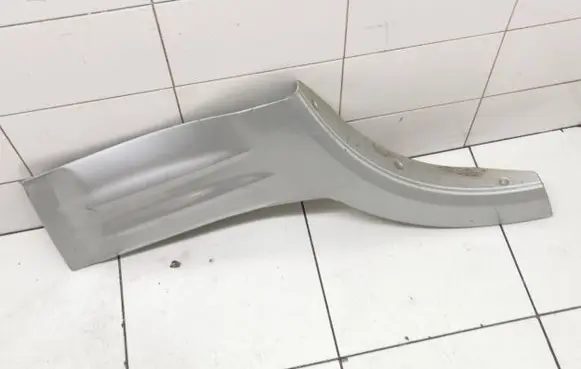 Mitsubishi Pajero Rear door trim (molding) Mr478762