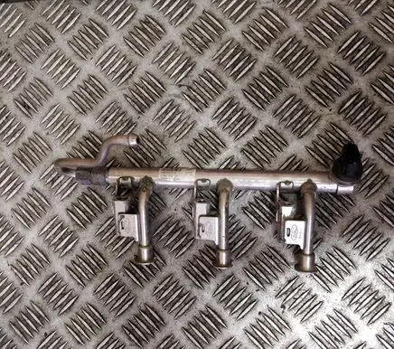 Ford Focus Fuel main line pipe CM5G9H487HB