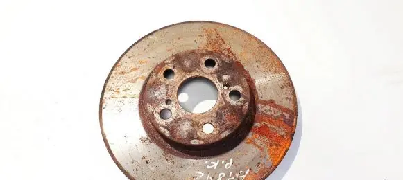 Pontiac Vibe Front brake disc ventiliuojamas
