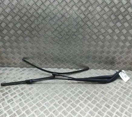 Mercedes-Benz Vito Viano W447 Windshield/front glass wiper blade A4478200500 A4478200300