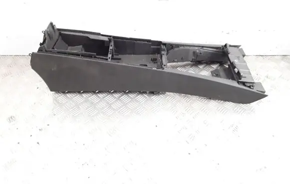 Mercedes-Benz C W204 Armrest A2046806050