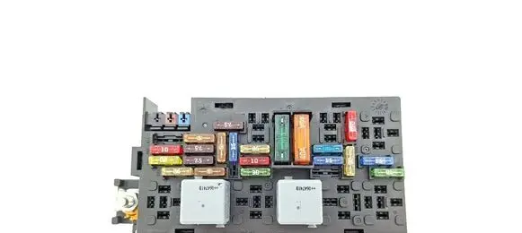 Mercedes-Benz R W251 Fuse module A1645400672