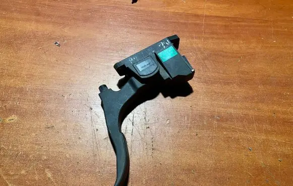 Volkswagen Polo III 6N 6N2 6NF Accelerator throttle pedal 6N1721503E