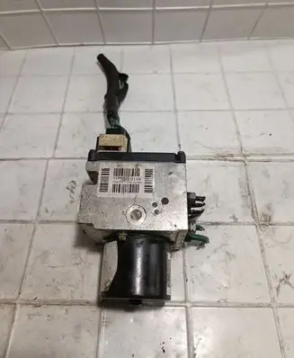 Peugeot 407 ABS Pump 15710604