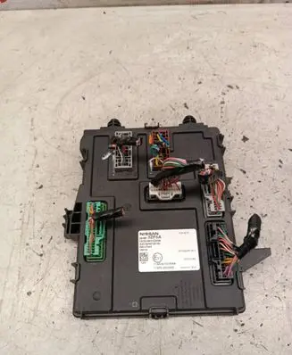 Nissan Pulsar Central body control module 284B13ZP5A 116RAI002868 A8751660122696