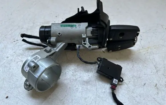 Opel Insignia A Ignition lock 20939745