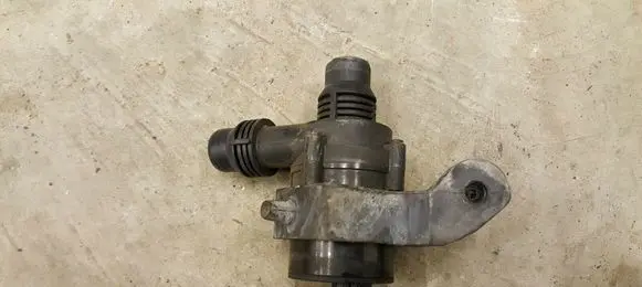 BMW 7 E65 E66 Electric auxiliary coolant/water pump 6922699