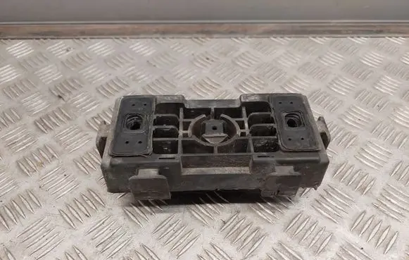 Mercedes-Benz GL X166 Jacking socket point A1666900334