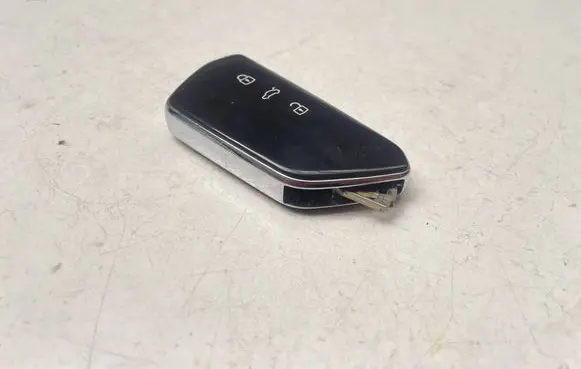 Skoda Octavia Mk4 Rear glass lock/latch Q198 5E3959753R