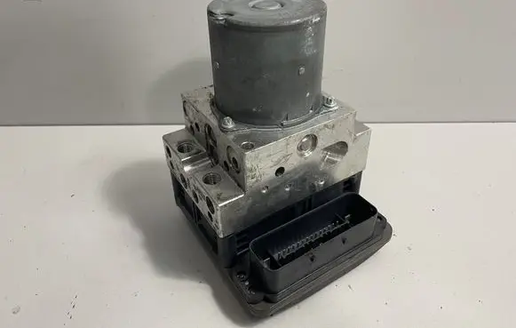 BMW X5 E70 ABS Pump 6854055 6854057