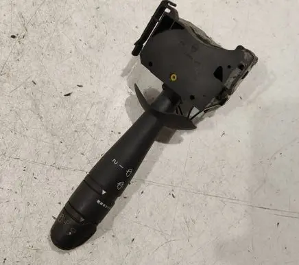 Renault Laguna II Wiper control stalk 8200328896