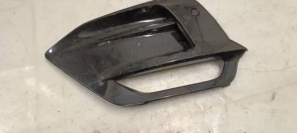 Volvo XC90 Front bumper corner part panel trim 31425143