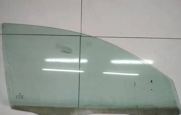 Volkswagen PASSAT B5 Front door window glass four-door AS2