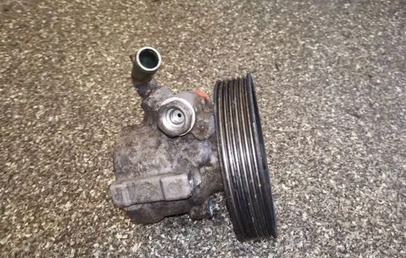 Citroen Nemo Power steering pump 1401419280