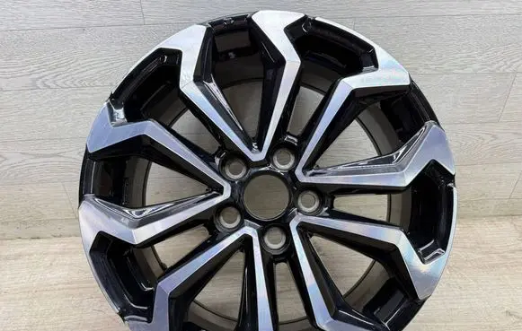 Toyota Yaris Cross R17 alloy rim CMS11071