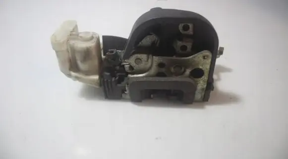 Alfa Romeo 147 Front door lock