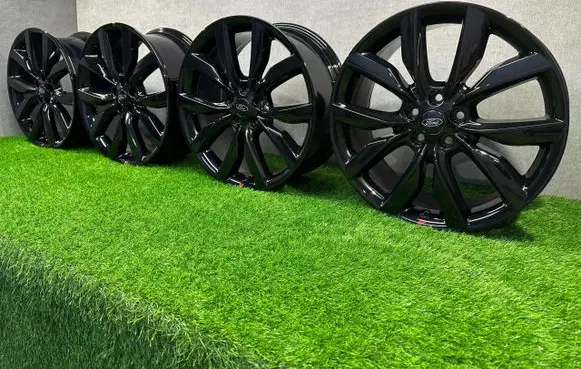 Ford Puma R19 alloy rim 