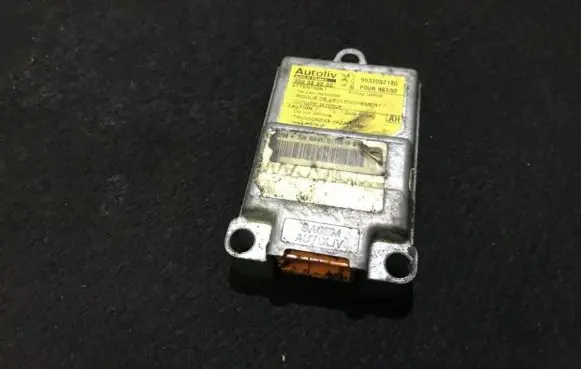 Peugeot 306 Airbag control unit/module 9632052180 550589500