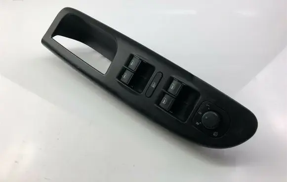 Volkswagen PASSAT B6 Electric window control switch 3C1867171B G2864
