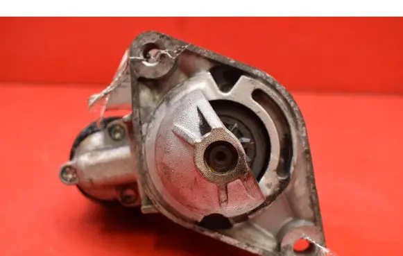 Toyota Avensis T270 Starter motor 