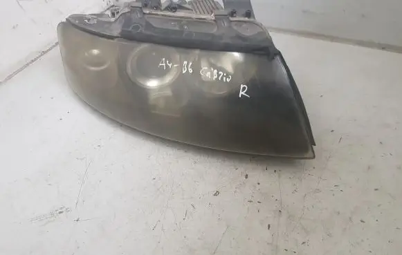 Audi A4 S4 B6 8E 8H Headlight/headlamp 8H0941004AD