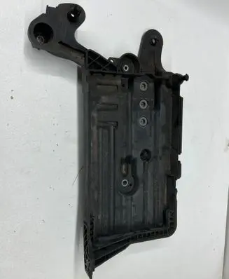Volkswagen Golf VII Battery tray 5Q0915321H 5Q0915331J