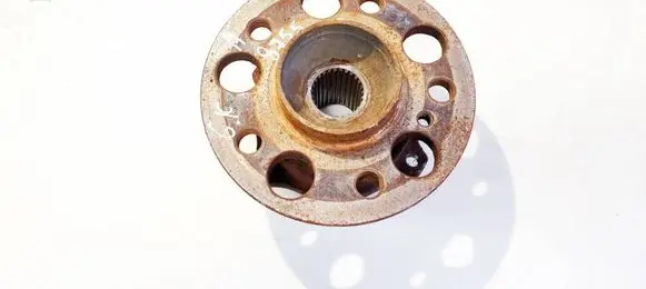 Mercedes-Benz E W212 Rear wheel hub